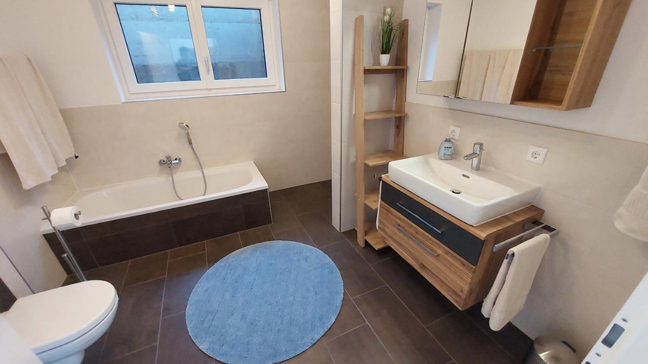 Ferienwohnung Claudia Mit Terrasse 널스돌프앰아테시 외부 사진